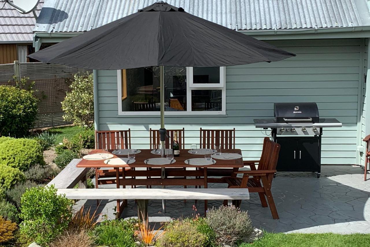 Smithy'S Villa Lake Tekapo Exterior photo